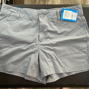 Columbia, size 12, regular fit, shorts
